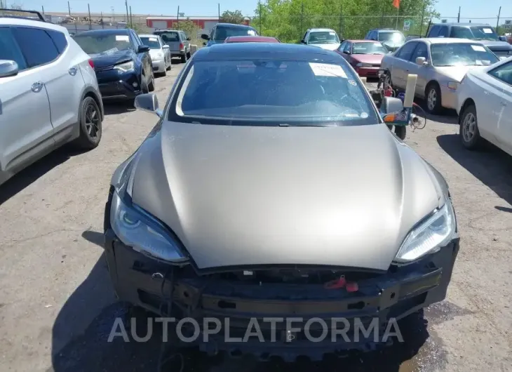 TESLA MODEL S 2015 vin 5YJSA1H2XFF094562 from auto auction Iaai