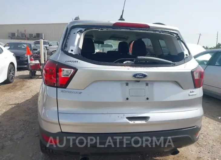 FORD ESCAPE 2019 vin 1FMCU0GD0KUB64026 from auto auction Iaai