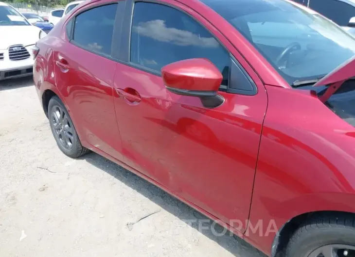 TOYOTA YARIS 2019 vin 3MYDLBYV8KY525306 from auto auction Iaai