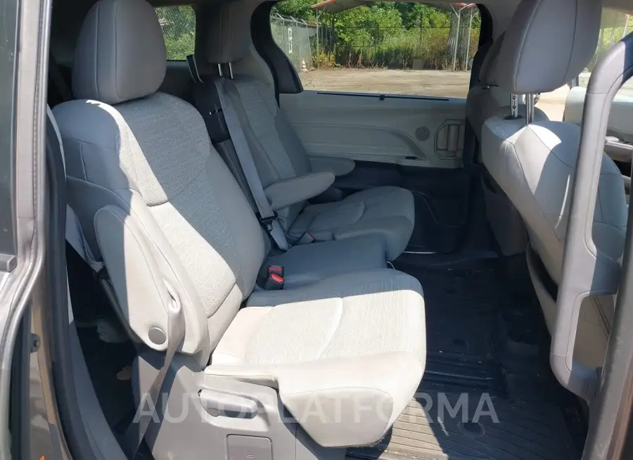 TOYOTA SIENNA 2021 vin 5TDKRKEC3MS027595 from auto auction Iaai