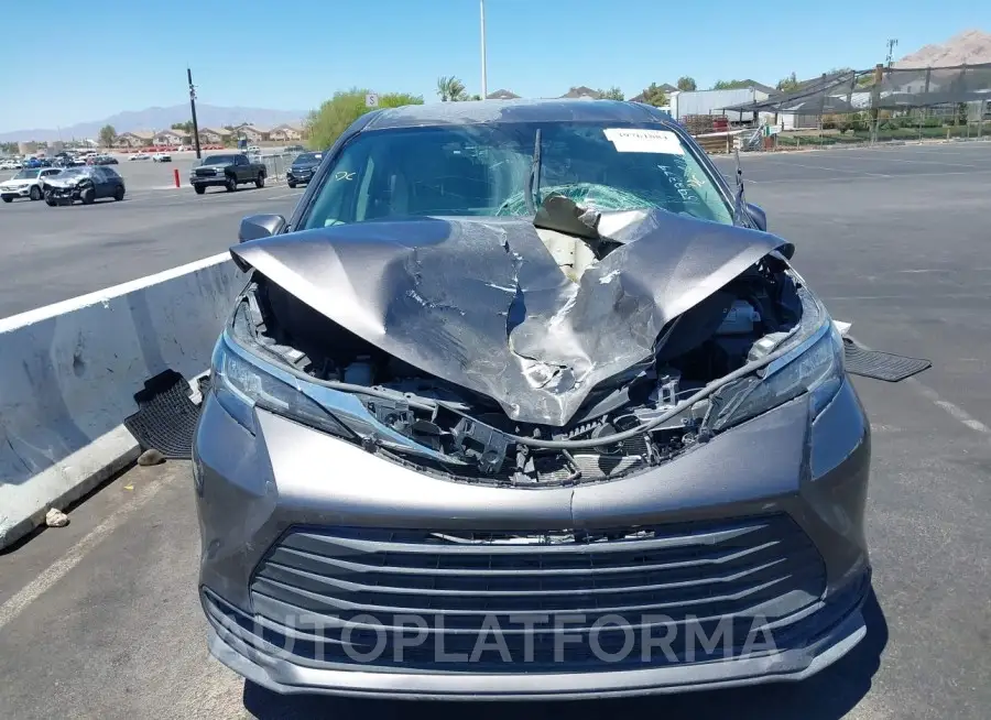 TOYOTA SIENNA 2022 vin 5TDKSKFC9NS062744 from auto auction Iaai