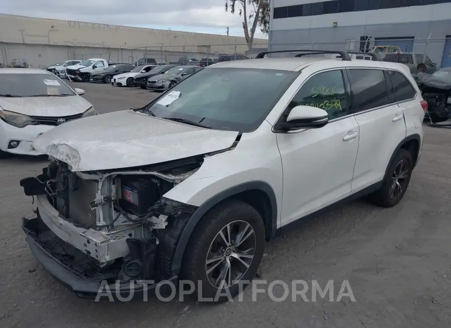 TOYOTA HIGHLANDER 2019 vin 5TDZARFH2KS052073 from auto auction Iaai