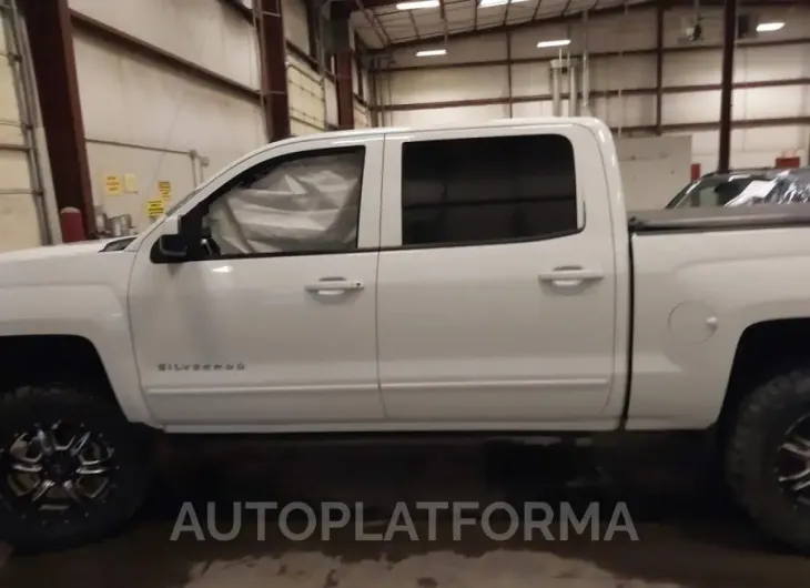 CHEVROLET SILVERADO 1500 2015 vin 3GCUKREC3FG411478 from auto auction Iaai