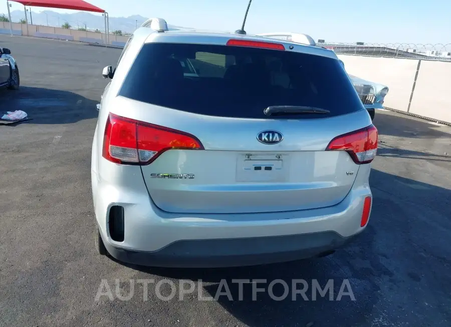 KIA SORENTO 2015 vin 5XYKTDA74FG605418 from auto auction Iaai