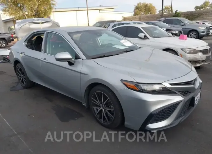 TOYOTA CAMRY 2021 vin 4T1G11AK8MU464410 from auto auction Iaai