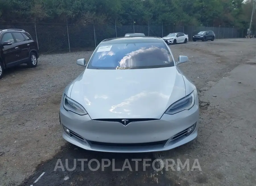 TESLA MODEL S 2017 vin 5YJSA1E40HF227564 from auto auction Iaai