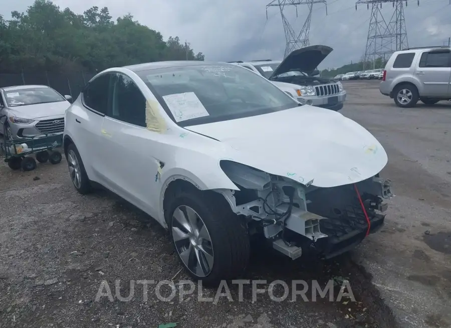 TESLA MODEL Y 2020 vin 5YJYGDEE2LF017155 from auto auction Iaai