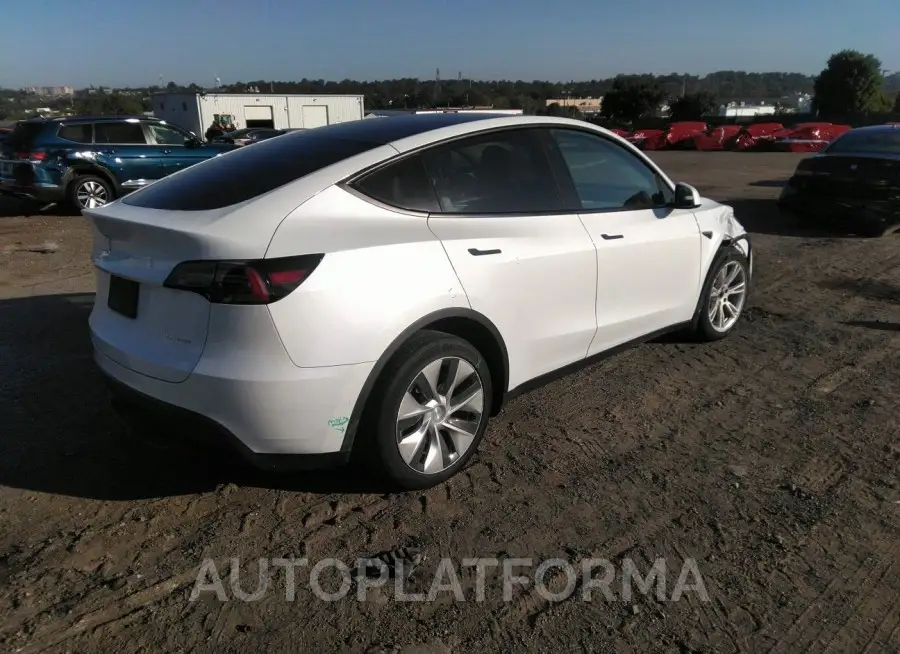 TESLA MODEL Y 2021 vin 5YJYGDEE9MF303439 from auto auction Iaai