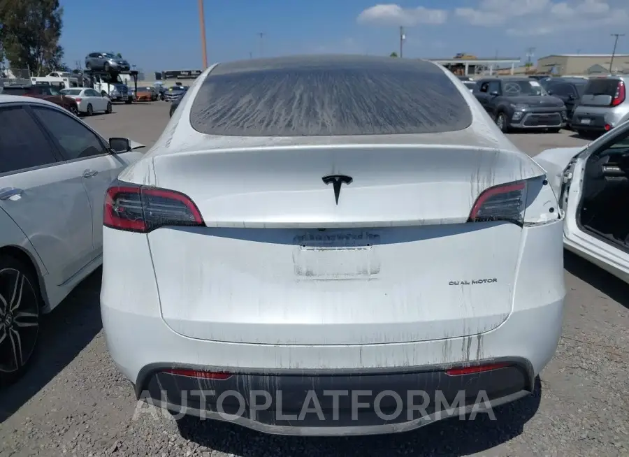 TESLA MODEL Y 2023 vin 7SAYGDEE9PA118747 from auto auction Iaai