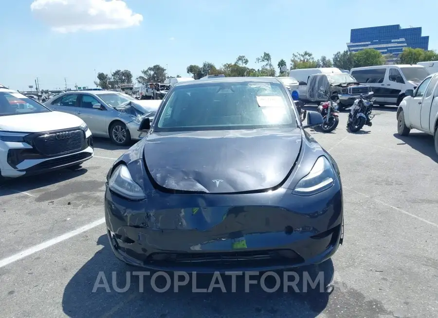 TESLA MODEL Y 2024 vin 7SAYGDEF1RF073012 from auto auction Iaai