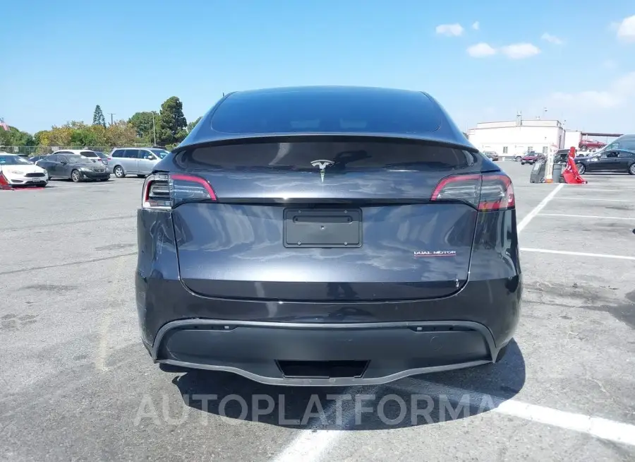 TESLA MODEL Y 2024 vin 7SAYGDEF1RF073012 from auto auction Iaai