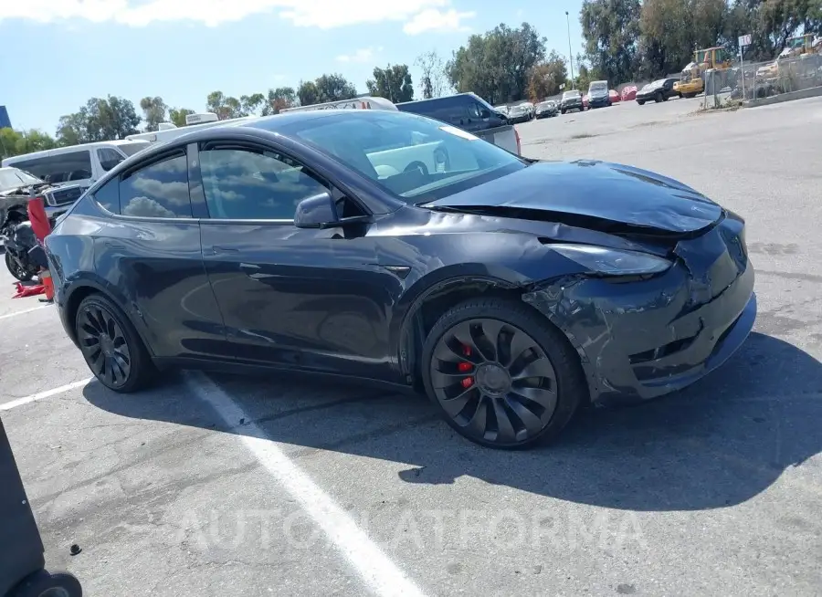 TESLA MODEL Y 2024 vin 7SAYGDEF1RF073012 from auto auction Iaai