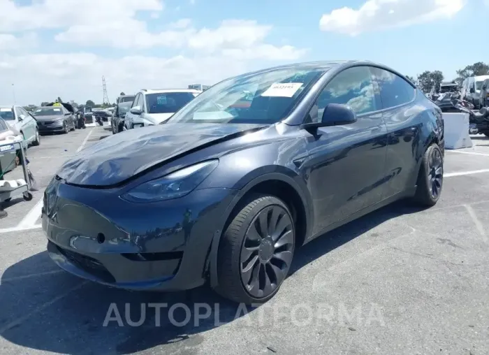 TESLA MODEL Y 2024 vin 7SAYGDEF1RF073012 from auto auction Iaai