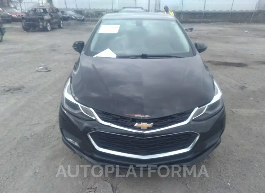 CHEVROLET CRUZE 2017 vin 1G1BE5SM5H7208748 from auto auction Iaai