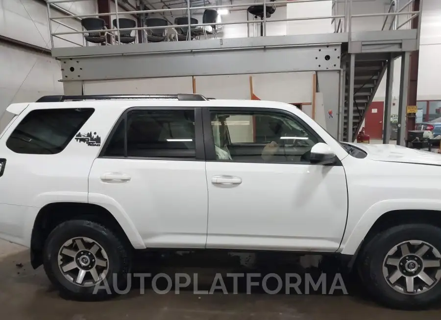 TOYOTA 4RUNNER 2022 vin JTEPU5JR3N6001270 from auto auction Iaai