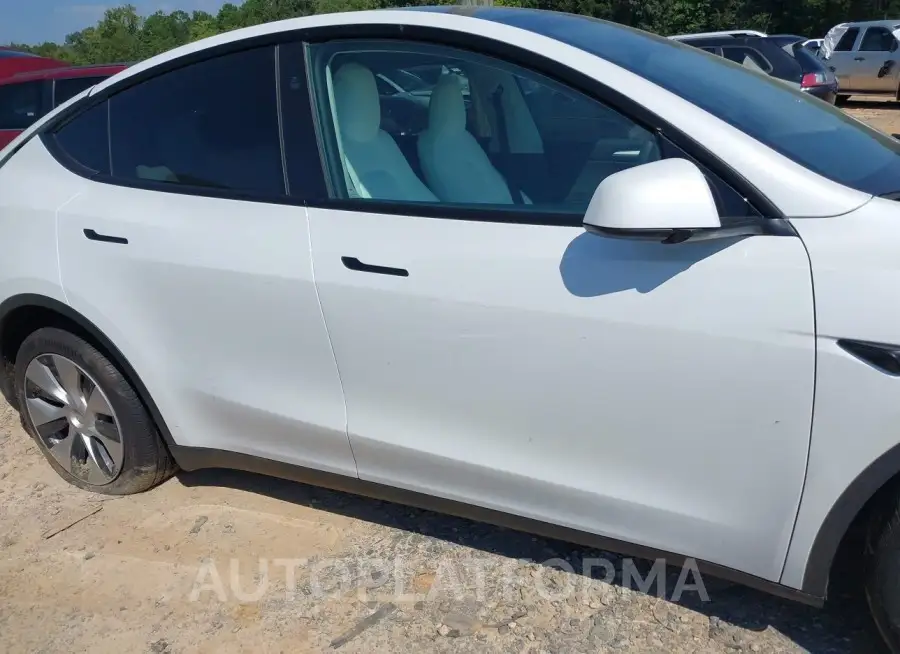 TESLA MODEL Y 2023 vin 7SAYGDEE9PF798846 from auto auction Iaai