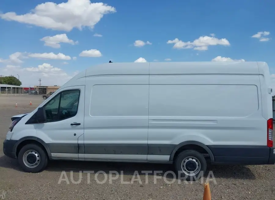 FORD TRANSIT-250 CARGO VAN 2023 vin 1FTBR3X86PKA69706 from auto auction Iaai