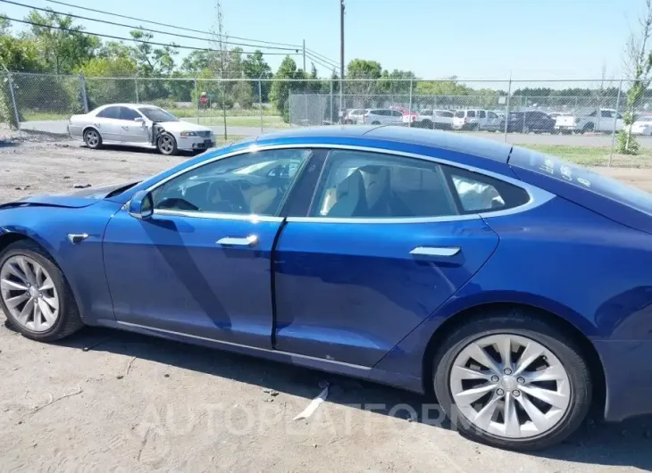 TESLA MODEL S 2018 vin 5YJSA1E27JF283957 from auto auction Iaai