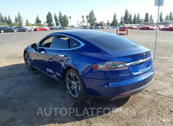 TESLA MODEL S 2015 vin 5YJSA1E12FF117098 from auto auction Iaai