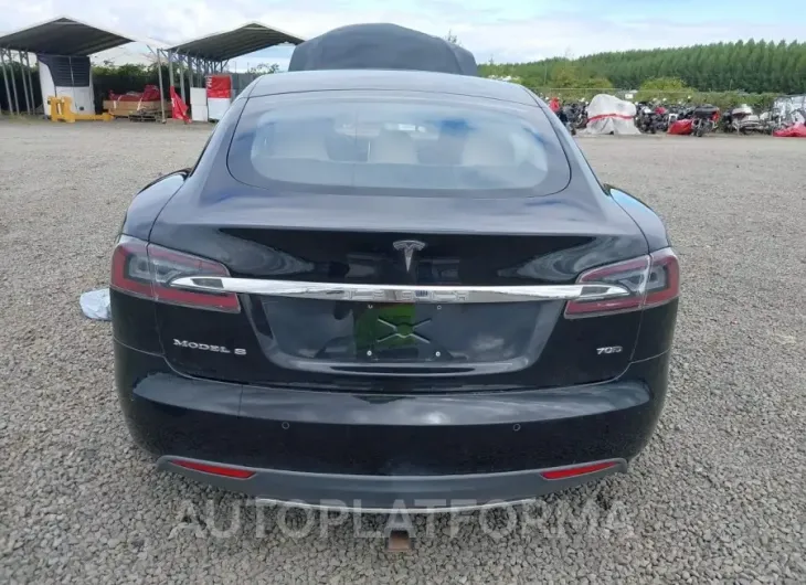 TESLA MODEL S 2015 vin 5YJSA1E25FF102006 from auto auction Iaai