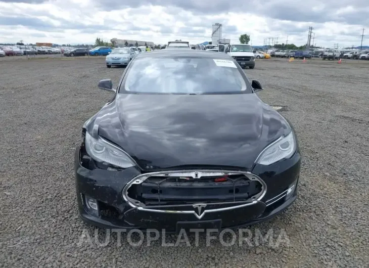 TESLA MODEL S 2015 vin 5YJSA1E25FF102006 from auto auction Iaai