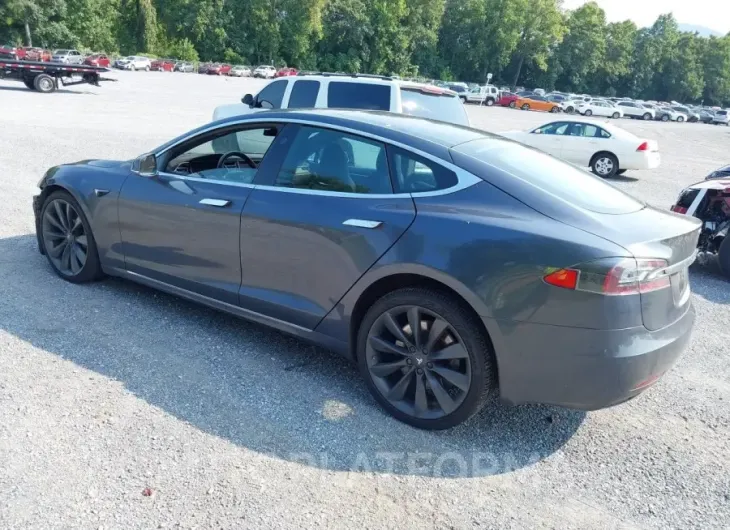 TESLA MODEL S 2017 vin 5YJSA1E26HF188221 from auto auction Iaai