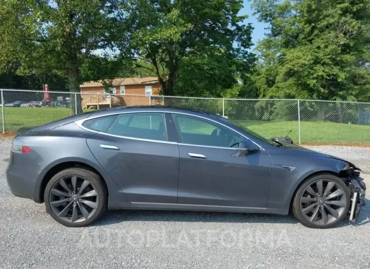 TESLA MODEL S 2017 vin 5YJSA1E26HF188221 from auto auction Iaai