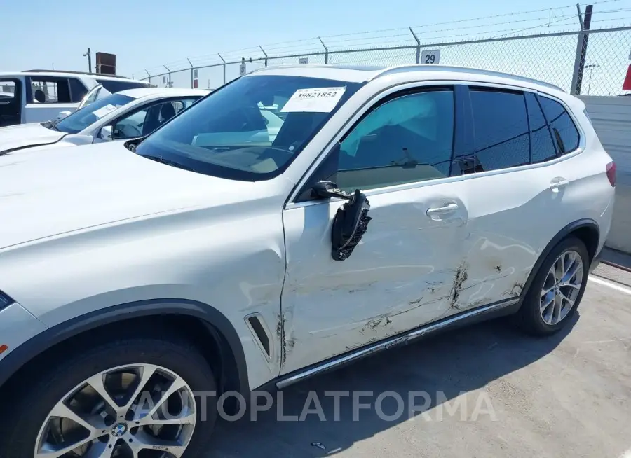 BMW X5 2019 vin 5UXCR6C54KLL51152 from auto auction Iaai