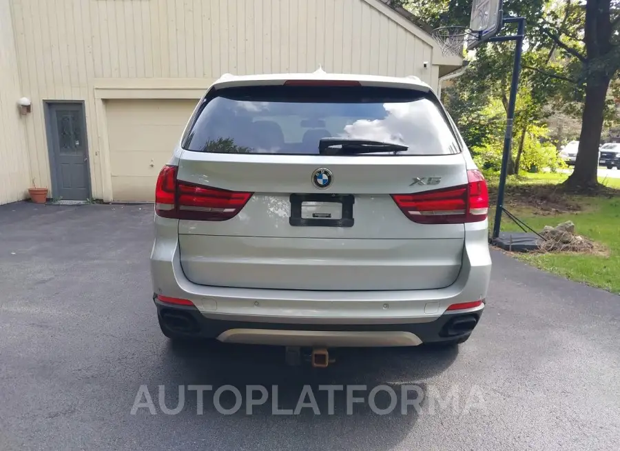 BMW X5 2016 vin 5UXKR6C50G0J83465 from auto auction Iaai