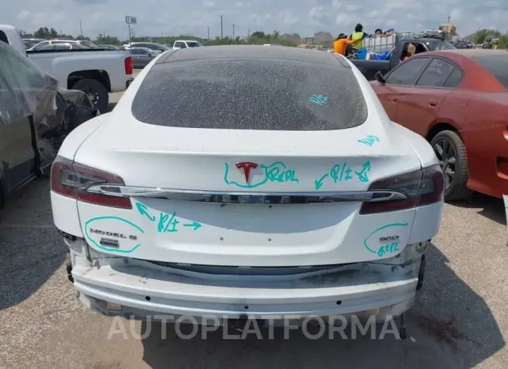 TESLA MODEL S 2017 vin 5YJSA1E24HF192350 from auto auction Iaai