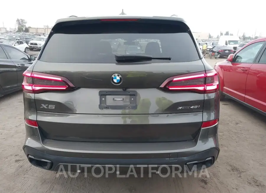 BMW X5 2022 vin 5UXCR6C08N9L76125 from auto auction Iaai