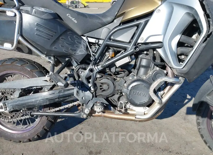 BMW F800 2015 vin WB10B1502FZ493495 from auto auction Iaai