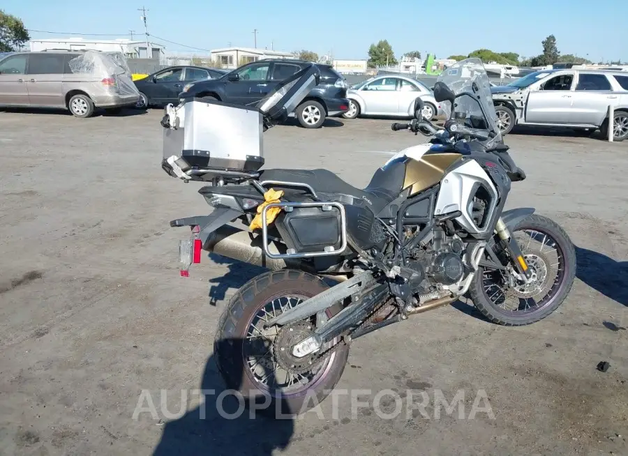 BMW F800 2015 vin WB10B1502FZ493495 from auto auction Iaai