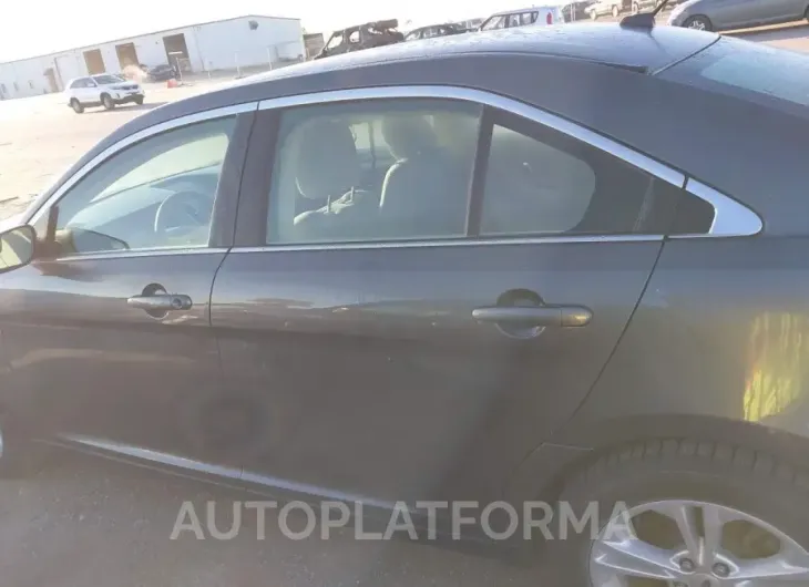 FORD TAURUS 2018 vin 1FAHP2D81JG123847 from auto auction Iaai