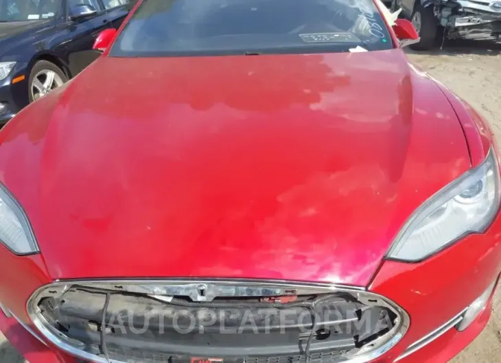 TESLA MODEL S 2015 vin 5YJSA1H21FF081022 from auto auction Iaai