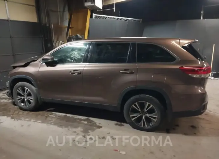 TOYOTA HIGHLANDER 2019 vin 5TDBZRFH4KS998752 from auto auction Iaai