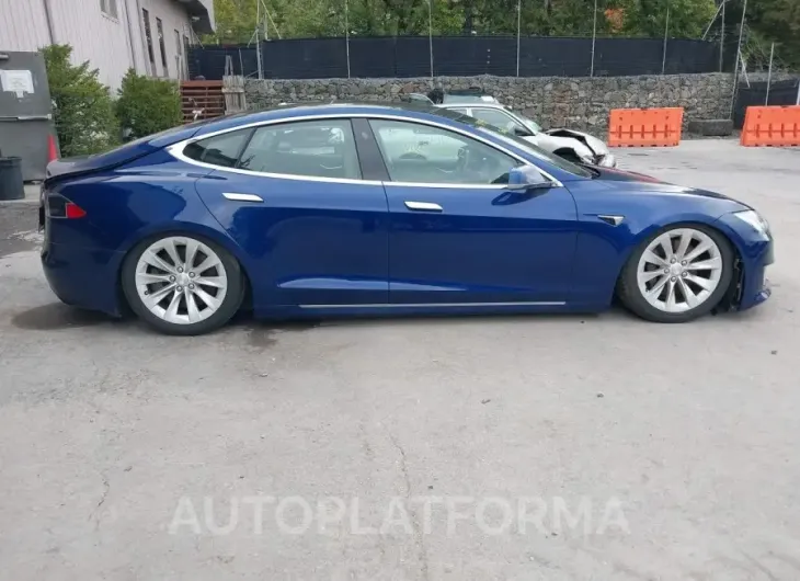 TESLA MODEL S 2017 vin 5YJSA1E26HF205566 from auto auction Iaai