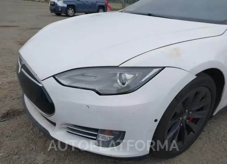 TESLA MODEL S 2015 vin 5YJSA1H25FFP74272 from auto auction Iaai