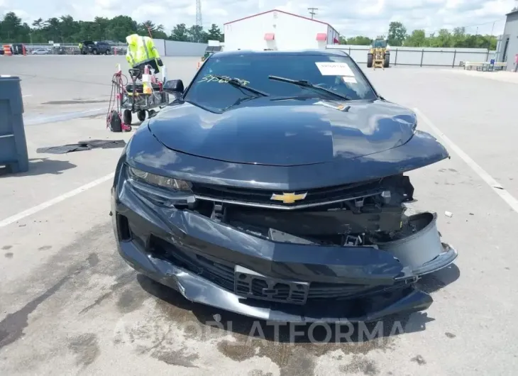 CHEVROLET CAMARO 2017 vin 1G1FB1RX2H0107100 from auto auction Iaai