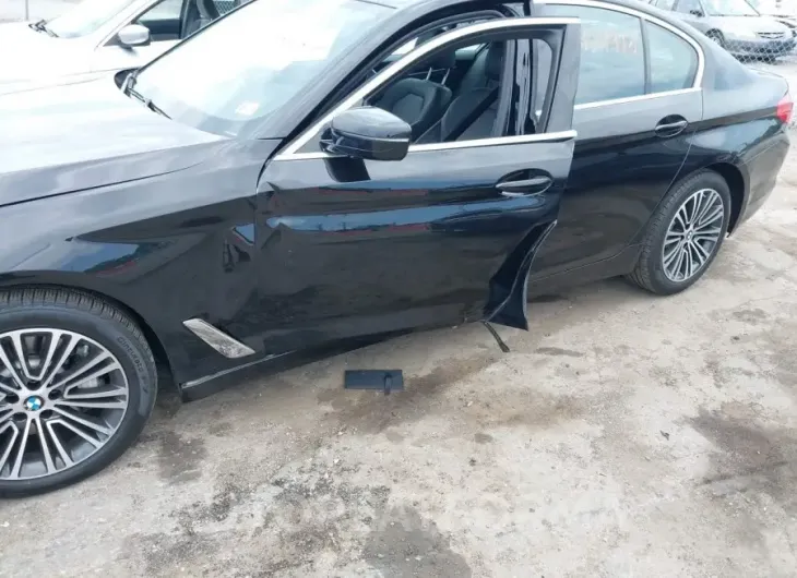 BMW 530I 2019 vin WBAJA7C53KWW22610 from auto auction Iaai