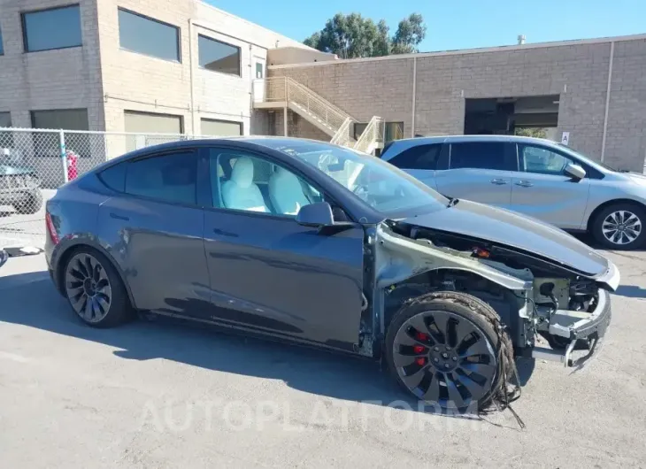 TESLA MODEL Y 2021 vin 5YJYGDEF3MF294682 from auto auction Iaai