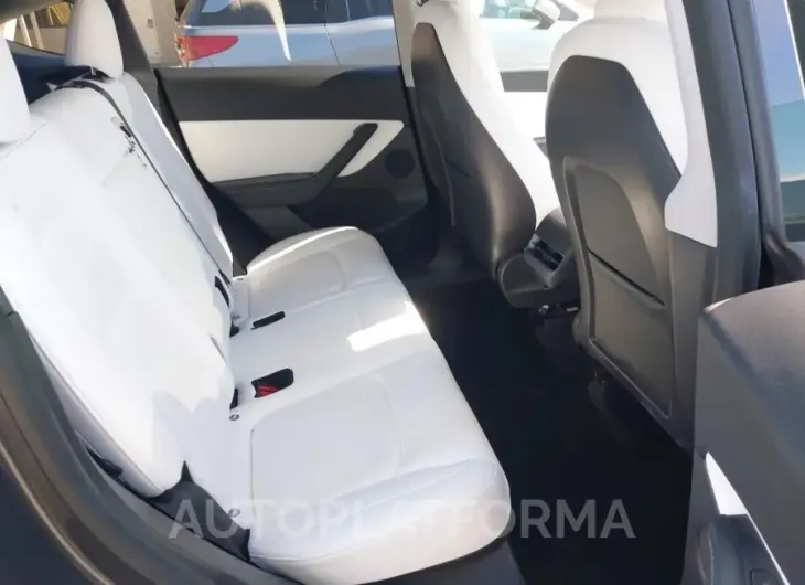 TESLA MODEL Y 2021 vin 5YJYGDEF3MF294682 from auto auction Iaai