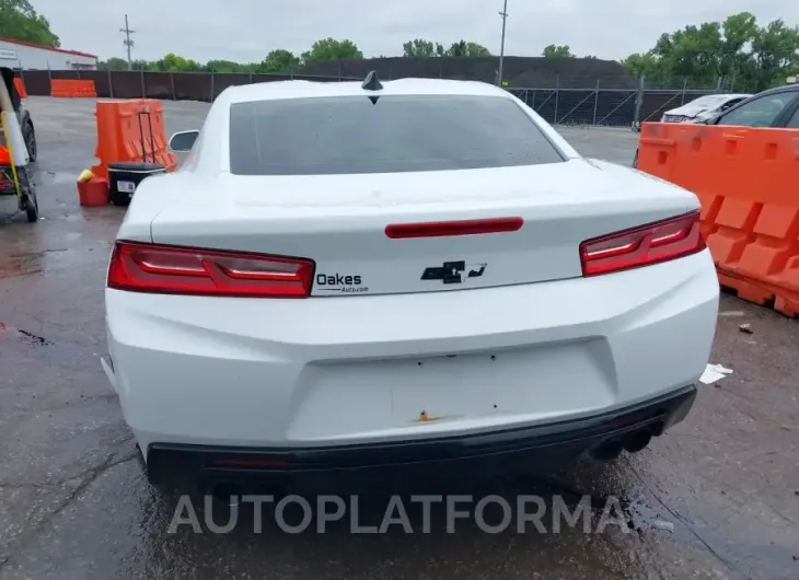 CHEVROLET CAMARO 2018 vin 1G1FB1RS3J0179921 from auto auction Iaai