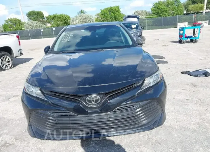 TOYOTA CAMRY 2018 vin 4T1B11HK9JU543242 from auto auction Iaai