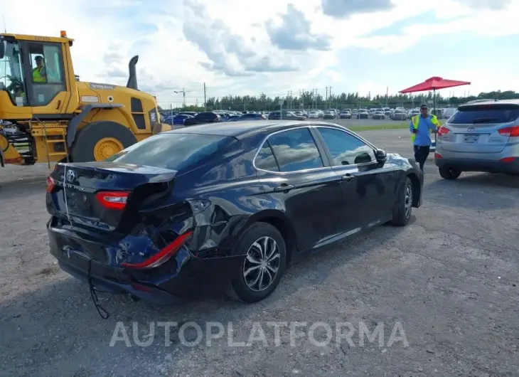 TOYOTA CAMRY 2018 vin 4T1B11HK9JU543242 from auto auction Iaai