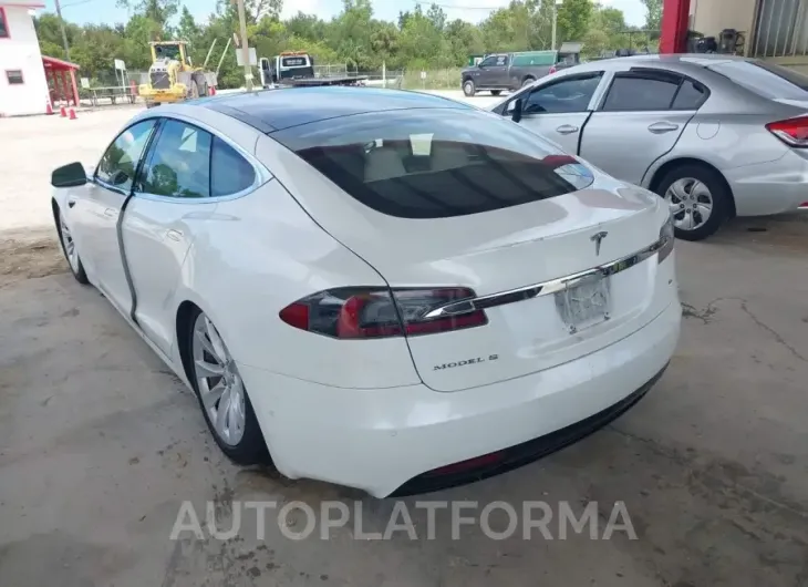 TESLA MODEL S 2017 vin 5YJSA1E1XHF225942 from auto auction Iaai