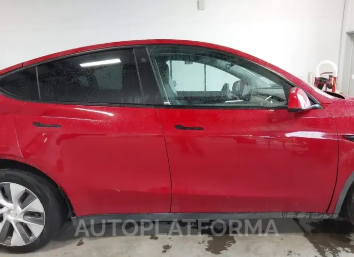 TESLA MODEL Y 2022 vin 7SAYGDEE4NA004913 from auto auction Iaai