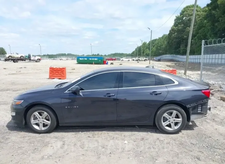 CHEVROLET MALIBU 2022 vin 1G1ZC5ST3NF182146 from auto auction Iaai