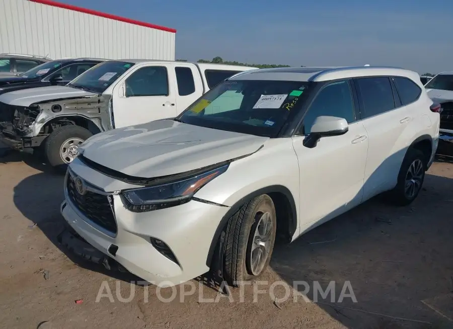 TOYOTA HIGHLANDER 2021 vin 5TDGZRAH1MS525603 from auto auction Iaai