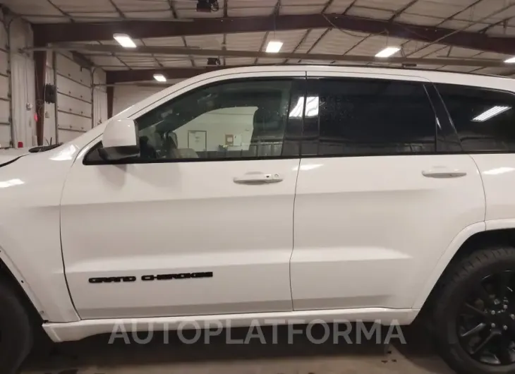 JEEP GRAND CHEROKEE 2017 vin 1C4RJEAG5HC953391 from auto auction Iaai